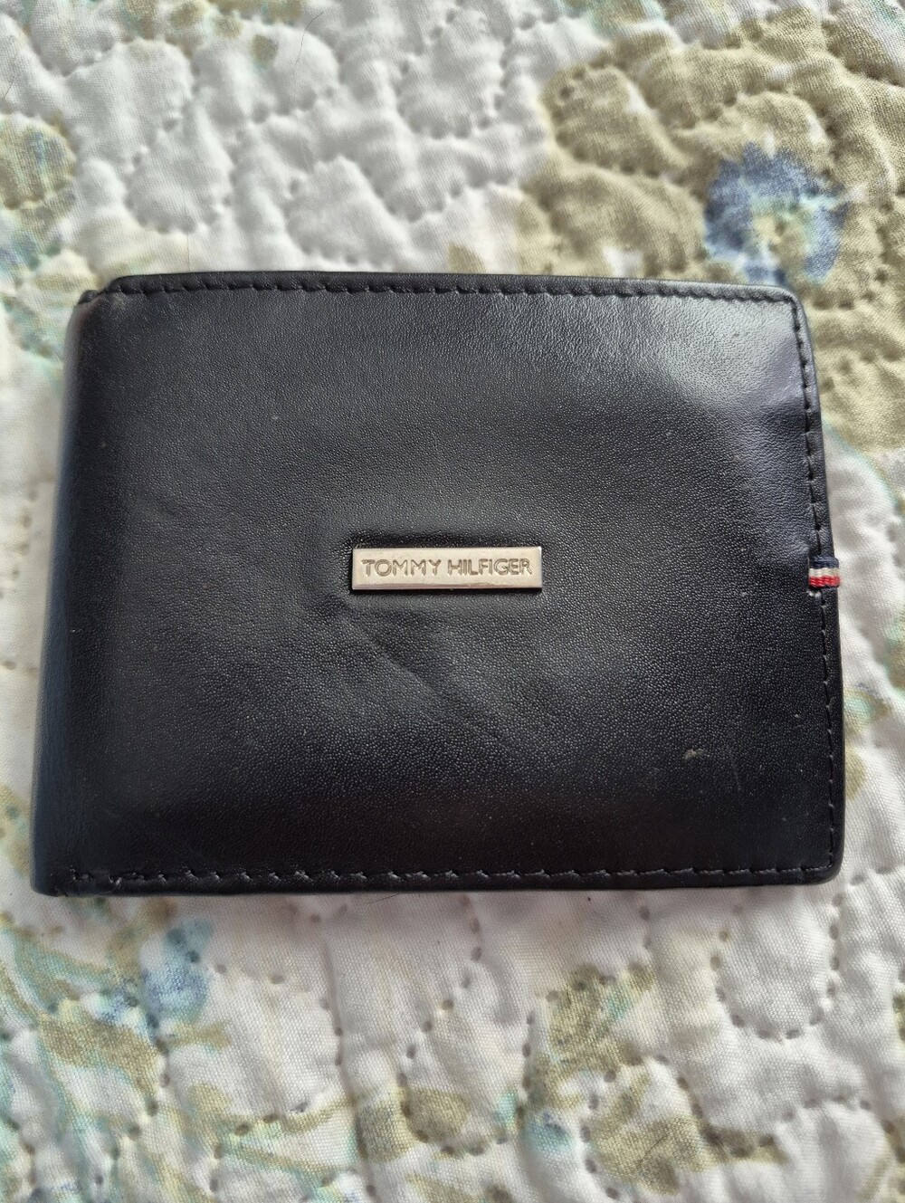 Tommy Hilfiger Black Leather Card Holder & Wallet